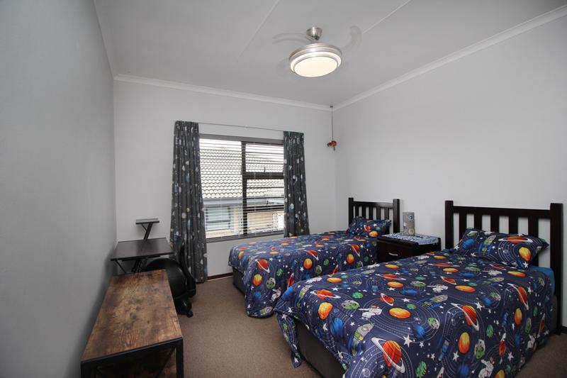 5 Bedroom Property for Sale in Fraaiuitsig Western Cape